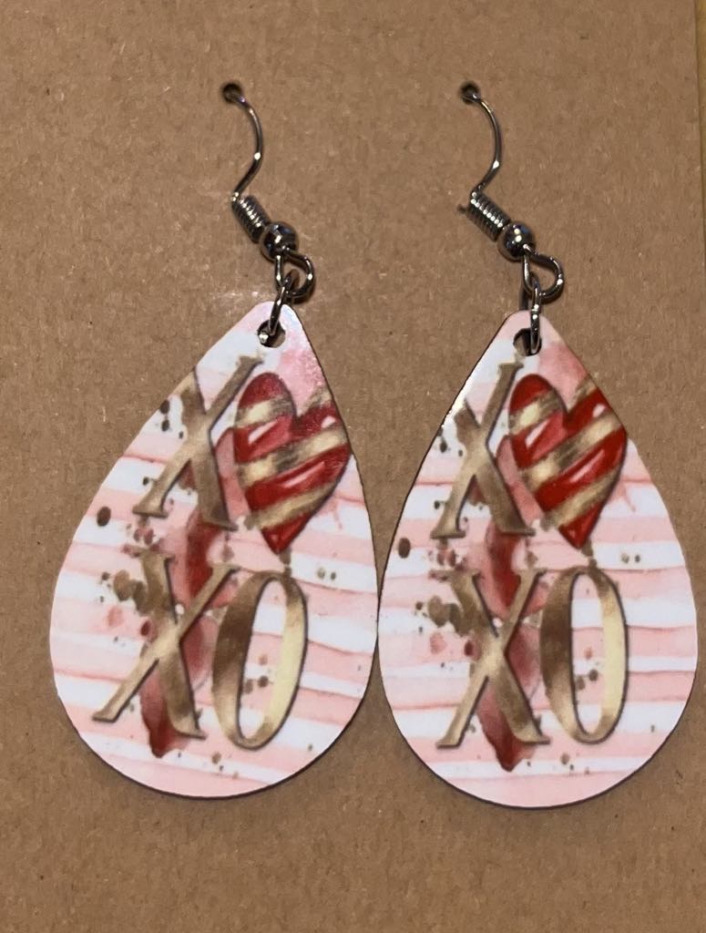 Earrings- Valentine's Day Pink with Gold XOXO
